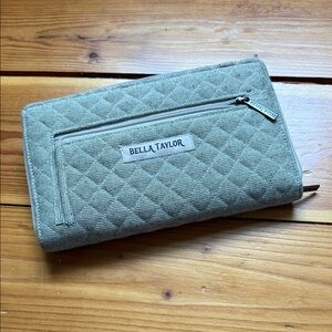 Bella Taylor Cloth Wallet